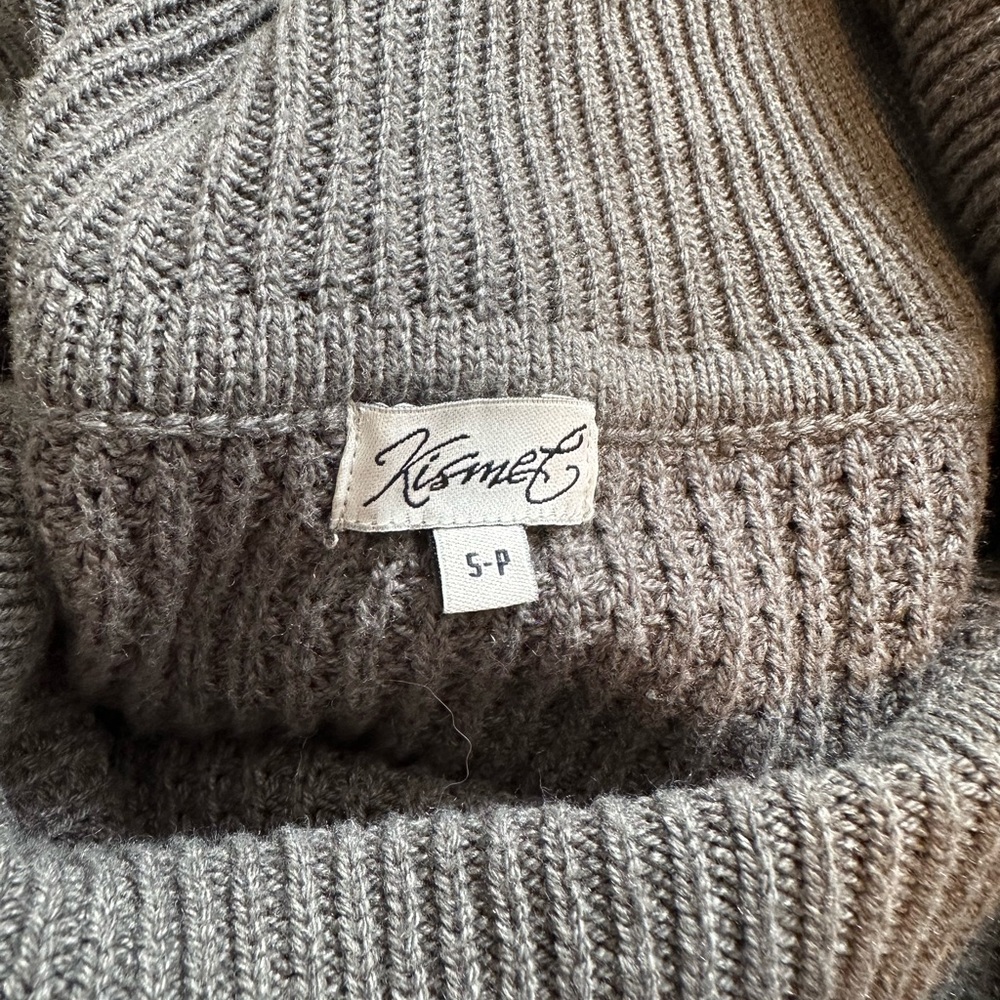 Sweater Bundle - Picture 5 of 7